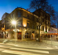 Customs House Hotel - Schoolies Week Accommodation