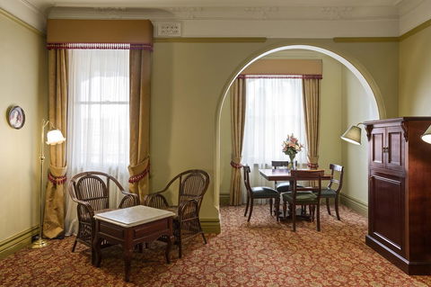 Hadley\'s Orient Hotel - Schoolies Week Accommodation 23
