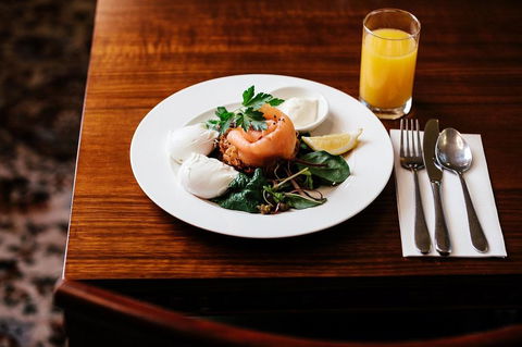 Hadley\'s Orient Hotel - Schoolies Week Accommodation 3