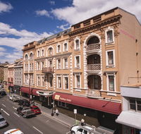 Hadley's Orient Hotel - Schoolies Week Accommodation