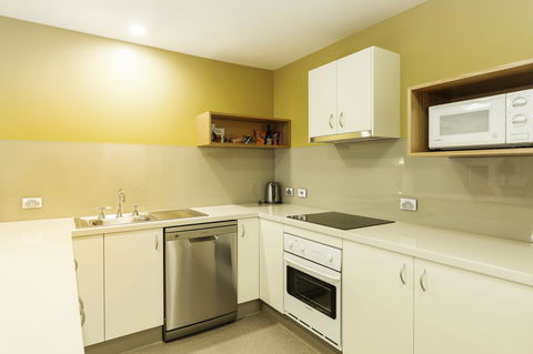 The Old Woolstore Apartment Hotel - Schoolies Week Accommodation 16