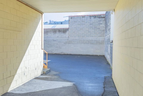4 Bedroom House - Hobart CBD - Free Parking - Free WIFI - Schoolies Week Accommodation 26