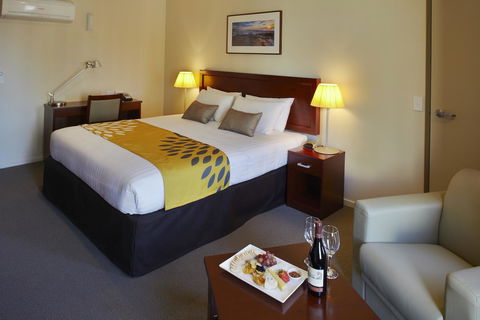 RACV Hobart Hotel - Schoolies Week Accommodation 41