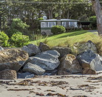 Summertime Cottage - Schoolies Week Accommodation