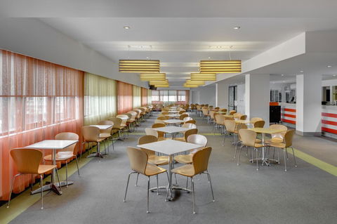 Travelodge Hotel Hobart - Schoolies Week Accommodation 18