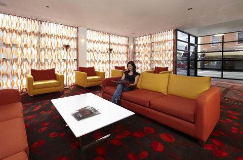 Travelodge Hotel Hobart - Schoolies Week Accommodation 15