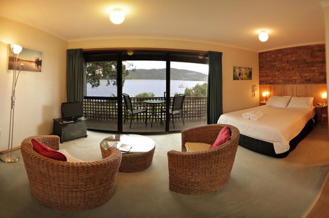 Driftwood - Schoolies Week Accommodation 2