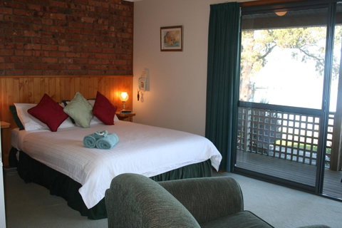 Driftwood - Schoolies Week Accommodation 4