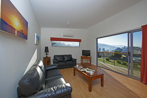 Driftwood - Schoolies Week Accommodation 17