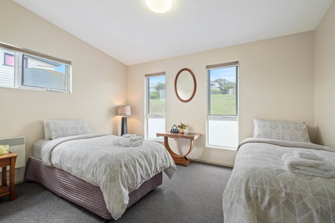 Manfield Seaside Bruny Island - Schoolies Week Accommodation 15
