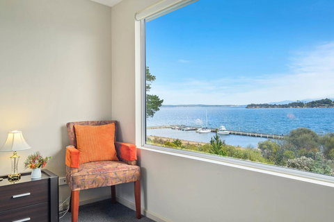 Manfield Seaside Bruny Island - Schoolies Week Accommodation 2