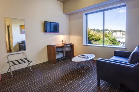 Mantra Charles Hotel - Schoolies Week Accommodation 19