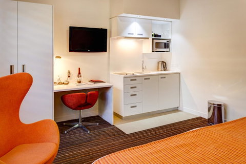 Mantra Charles Hotel - Schoolies Week Accommodation 25