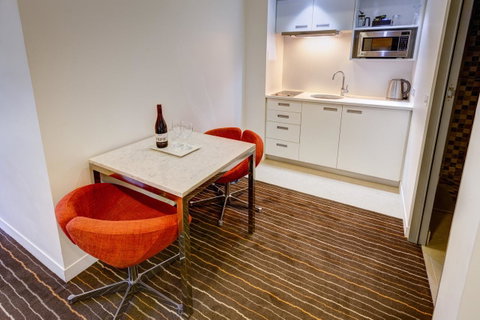Mantra Charles Hotel - Schoolies Week Accommodation 29