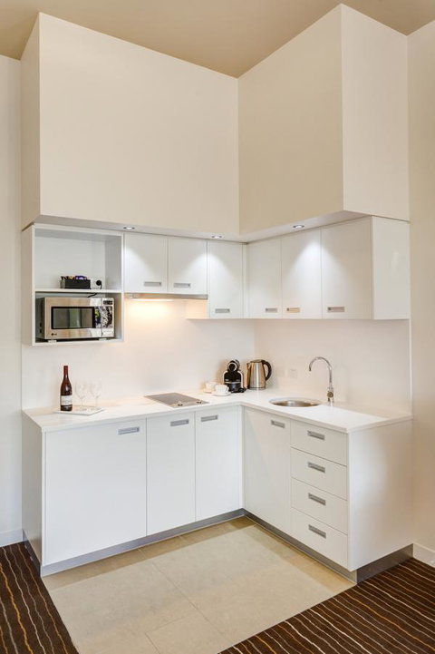 Mantra Charles Hotel - Schoolies Week Accommodation 3