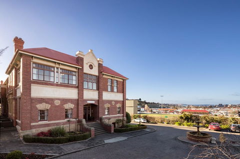 Rydges Hobart - Schoolies Week Accommodation 1