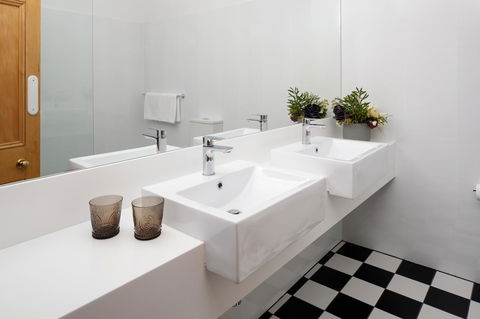 Rydges Hobart - Schoolies Week Accommodation 15