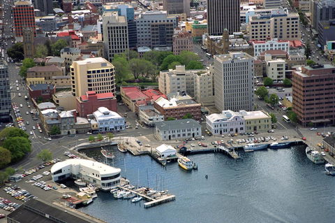 Hobart Waterfront Apartments - Schoolies Week Accommodation 6