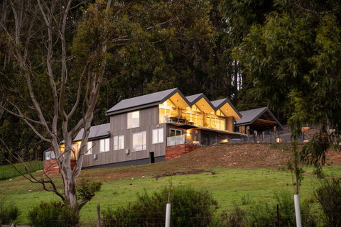 Adventure Bay Retreat Bruny Island - Schoolies Week Accommodation 43
