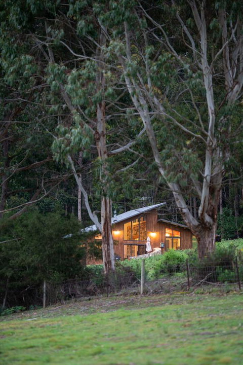 Adventure Bay Retreat Bruny Island - Schoolies Week Accommodation 5