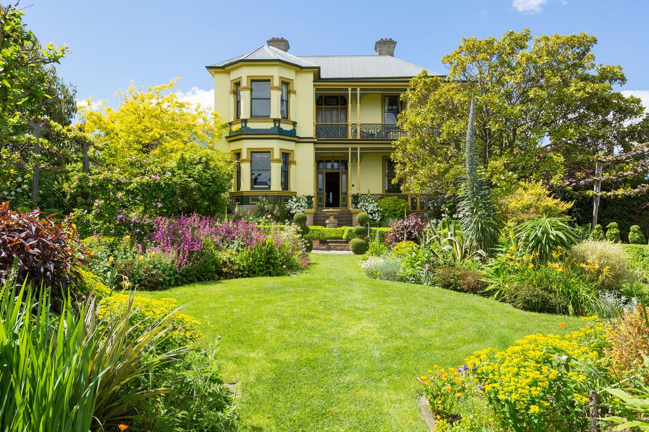 Glebe TAS Schoolies Week Accommodation