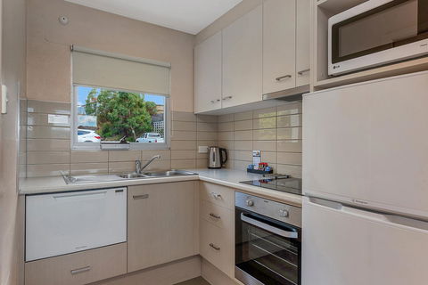 Bay View Villas - Schoolies Week Accommodation 35