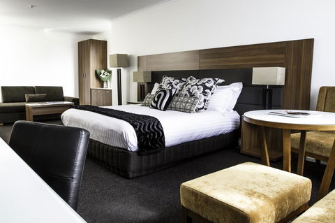 Lenna Of Hobart - Schoolies Week Accommodation 20