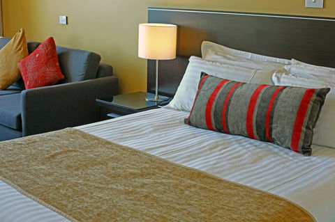 Lenna Of Hobart - Schoolies Week Accommodation 44