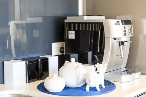 Bellerive Marina View Apartments NO 27 - Schoolies Week Accommodation 13