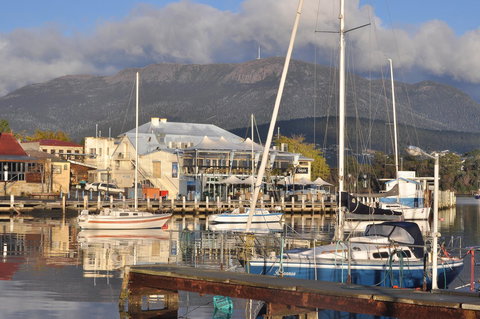 Bellerive Marina View Apartments NO 27 - Schoolies Week Accommodation 23