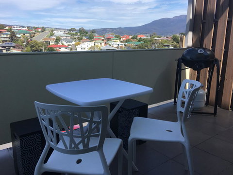 Bellerive Marina View Apartments NO 27 - Schoolies Week Accommodation 16