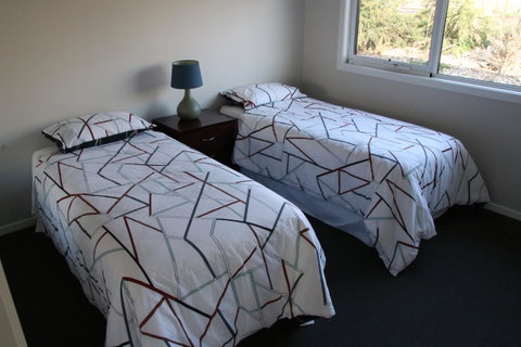 Penguin Seaside Farm - Schoolies Week Accommodation 6