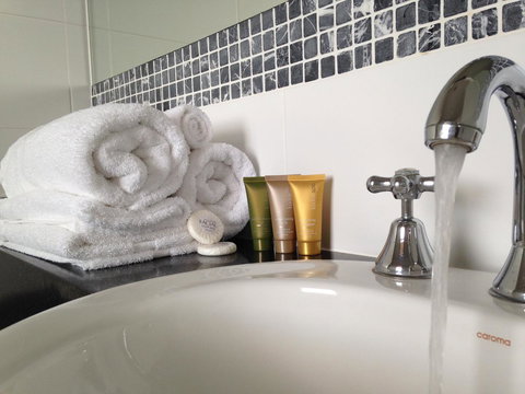 Auldington Hotel - Schoolies Week Accommodation 14