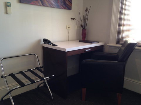 Auldington Hotel - Schoolies Week Accommodation 19