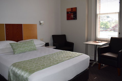 Auldington Hotel - Schoolies Week Accommodation 9