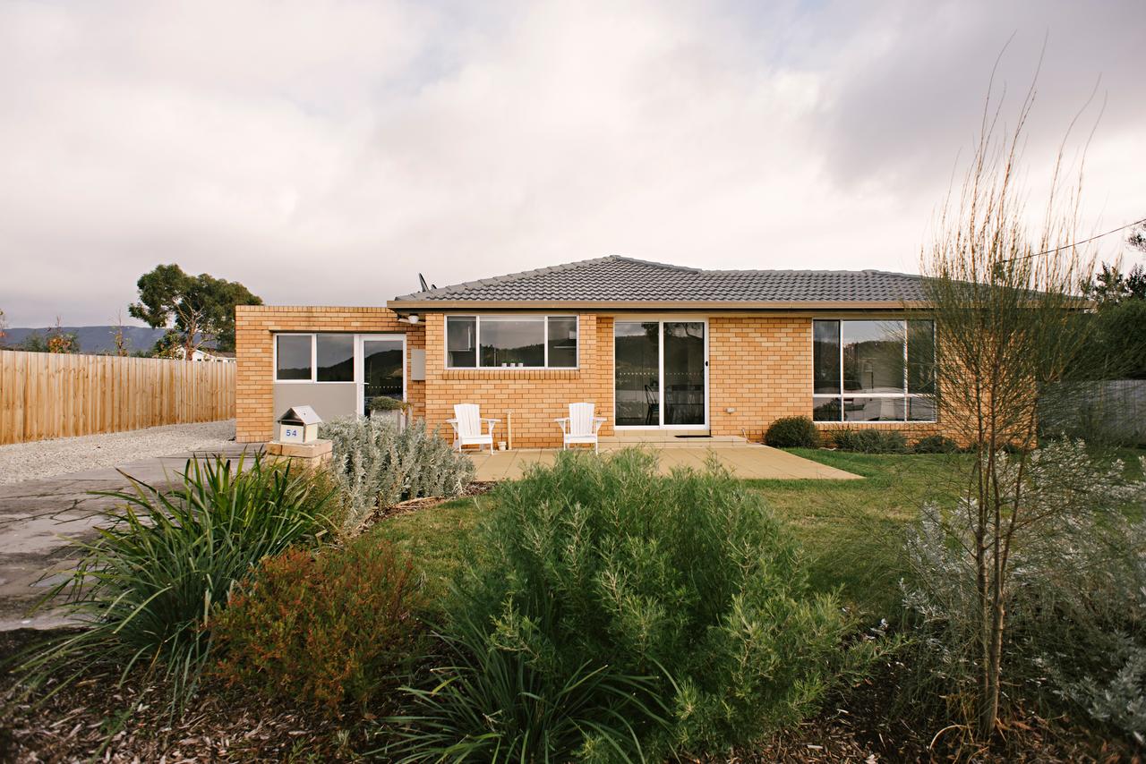 Lower Snug TAS Schoolies Week Accommodation