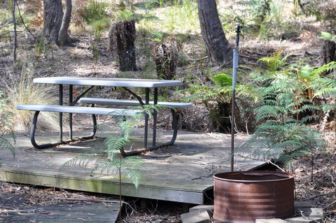 Oyster Cove Chalet - Schoolies Week Accommodation 25