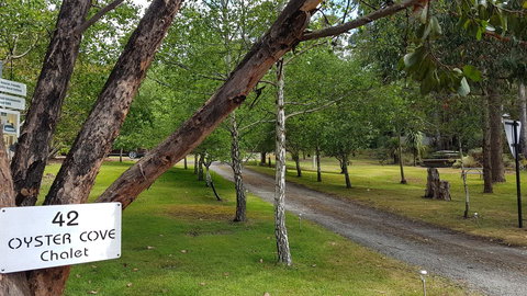 Oyster Cove Chalet - Schoolies Week Accommodation 14