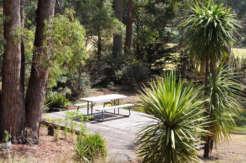 Oyster Cove Chalet - Schoolies Week Accommodation 24