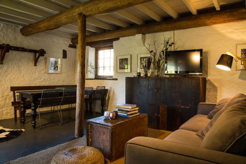 Twamley Farm - Schoolies Week Accommodation 23
