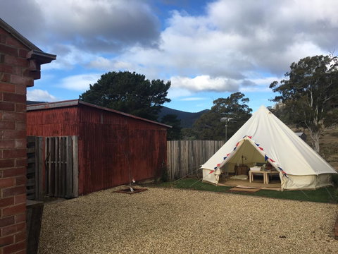 Twamley Farm - Schoolies Week Accommodation 2
