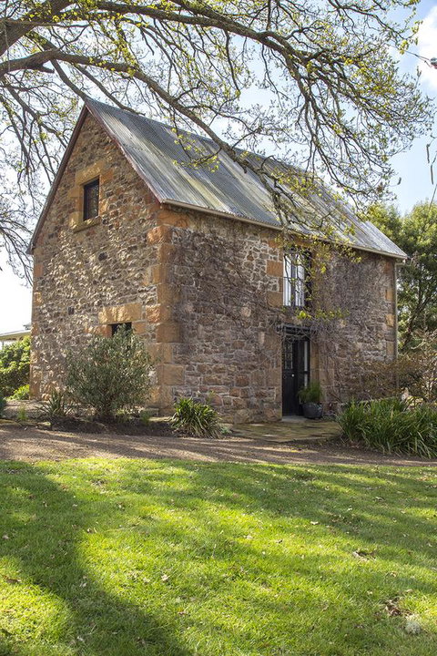 Twamley Farm - Schoolies Week Accommodation 0