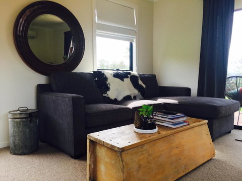 Twamley Farm - Schoolies Week Accommodation 8