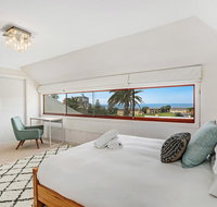 Newcastle Executive Homes - Oceanview Terrace - Schoolies Week Accommodation