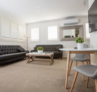 Newington Apartments - Schoolies Week Accommodation