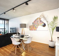 NGV Art Centre Retreat - StayCentral - Schoolies Week Accommodation