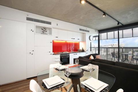 NGV Art Centre Retreat - StayCentral - Schoolies Week Accommodation 1