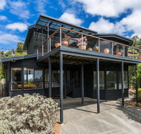NICHE ON NOBLE - Ever Changing Vista - Schoolies Week Accommodation