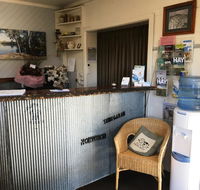 Nicholas Royal Motel - No Pets Allowed - Schoolies Week Accommodation