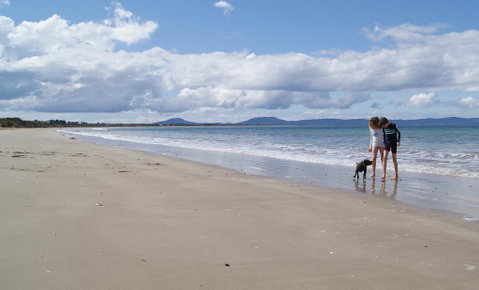 Nine Mile Escape - Schoolies Week Accommodation 2